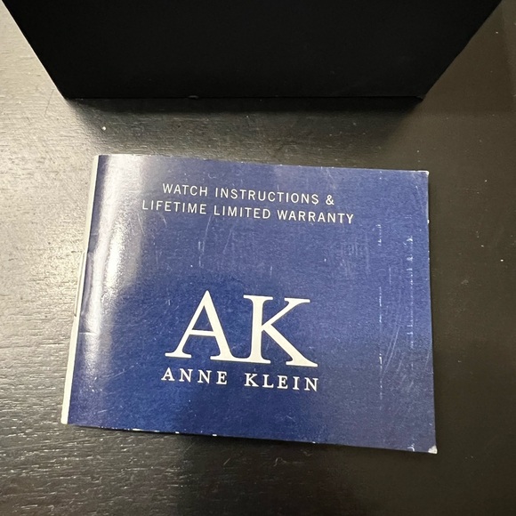 LNIB Anne Klein Womens Watch with Crystals and White Leather Strap - Picture 9 of 9